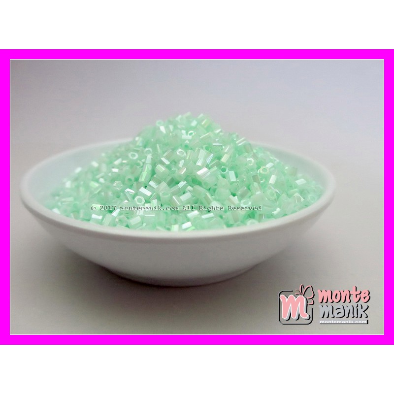 

Manik Hexagon Two Cut Jepang Matsuno MGB 11/o Hijau Mint-336H Buku Craft