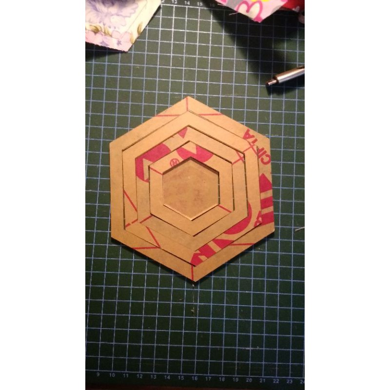 

pola_hexagonal