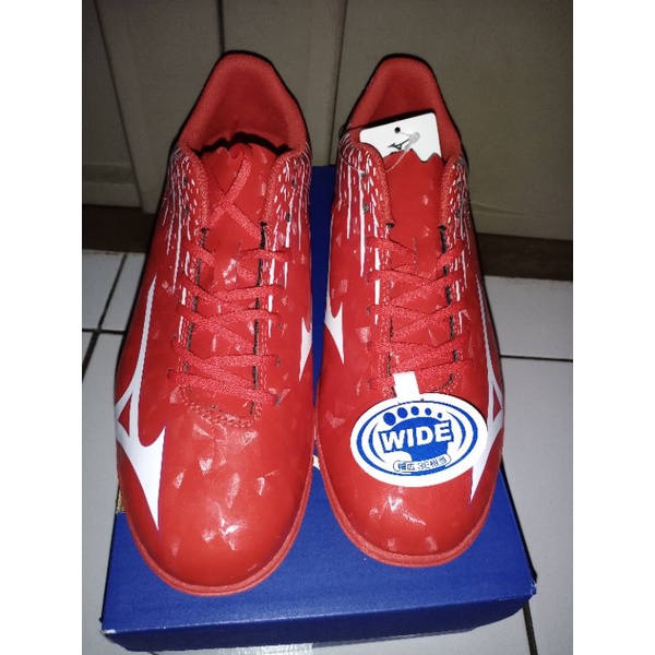 sepatu futsal mizuno