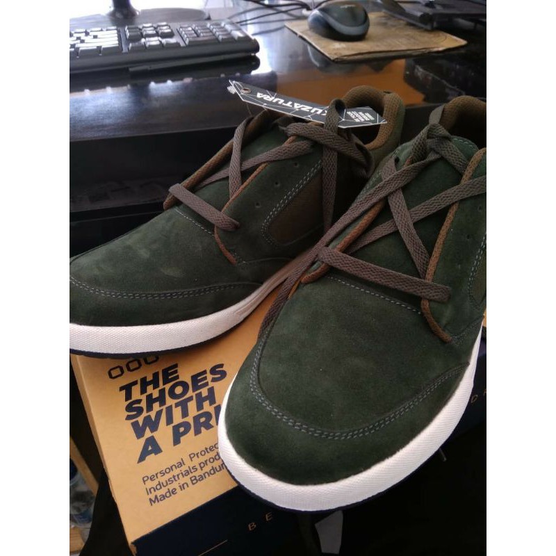 ✓Cibaduyut✓ sepatu casual pria / sepatu sneaker terbaru