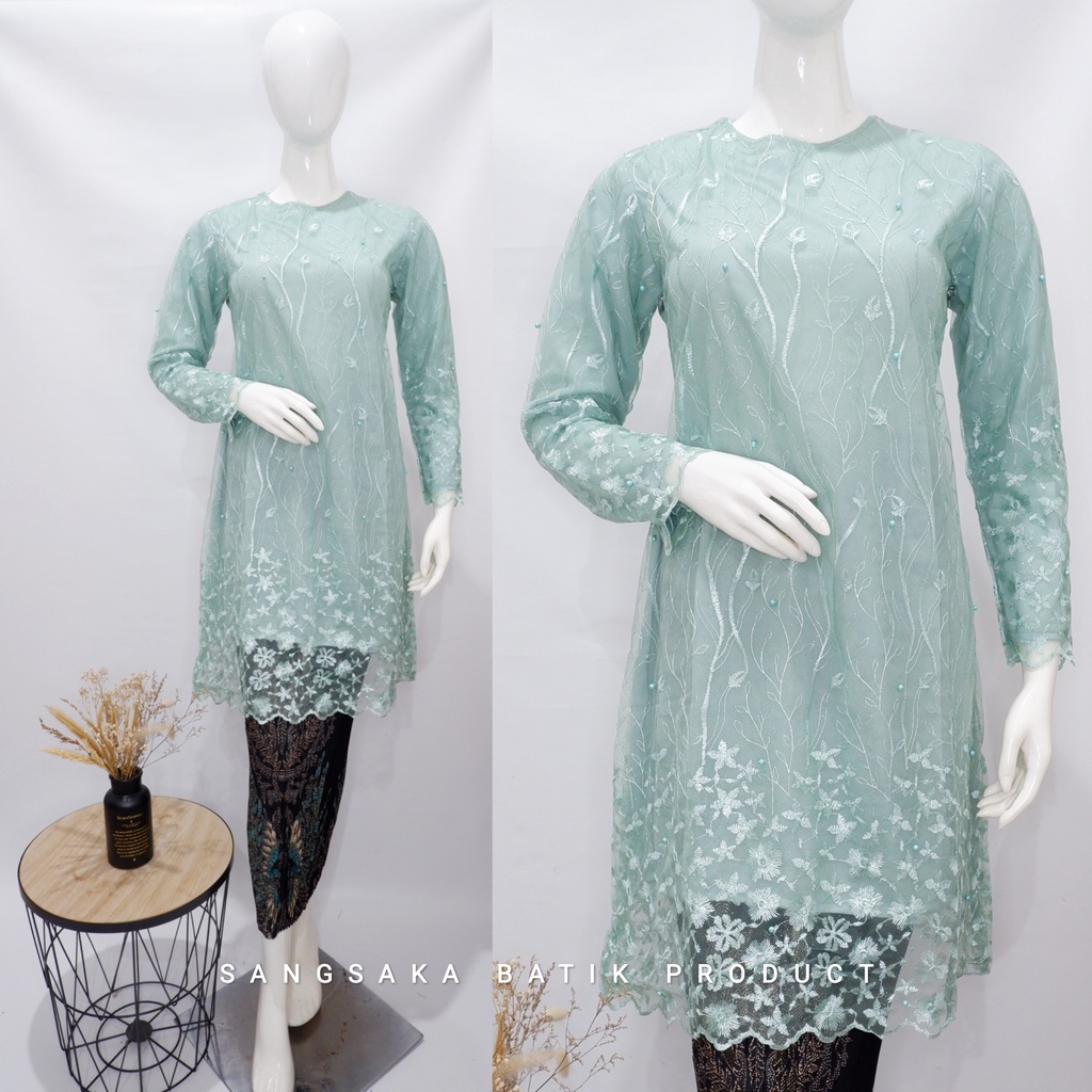 Kebaya Tunik / Tunik Brokat / Kebaya Modern / Kebaya tile / Kebaya Favorite / Batik Couple