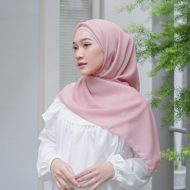 BELLA SQUARE SEGIEMPAT / JILBAB SEGI EMPAT MURAH HIJAB BELA SQUARE