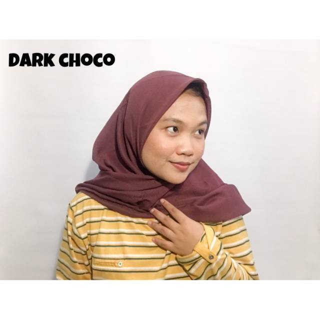 Warna dark choco