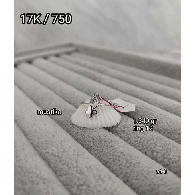 Cincin putih model kupu-kupu 17K / 750