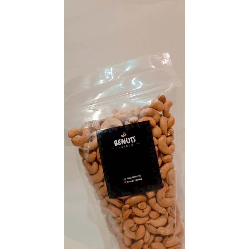 

#TOKO_MAMOY ; Kacang Mente/Mete/Mede Matang Kemasan 1kg.