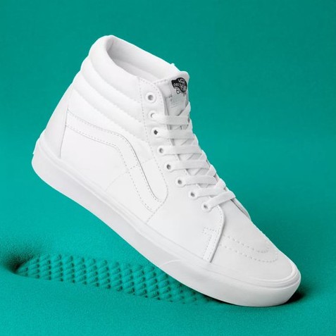 SEPATU VANS OFF THE WALL | SK8 HI COMFYCUSH CLASSIC TRUE WHITE