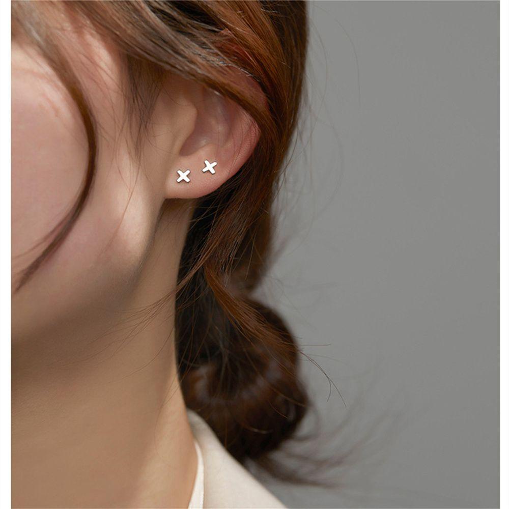 Lily Ear Studs Tidak Perlu Dilepas Kesederhanaan Anting Perhiasan Ornamen Baru Hypoallergenic