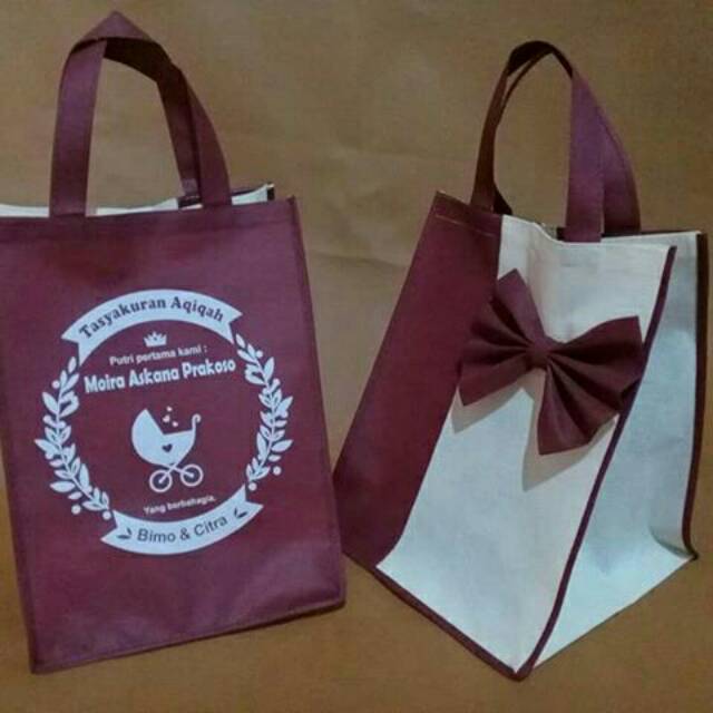 

Tas nasi box pita