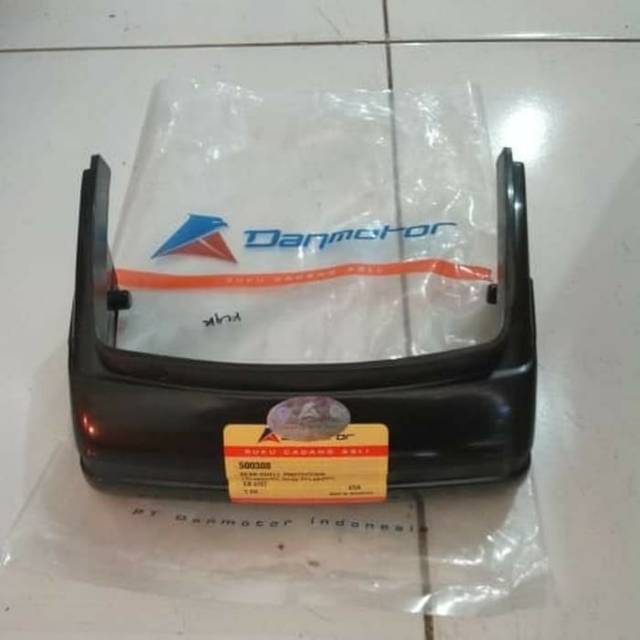 Bemper buntut belakang vespa px exclusive danmotor