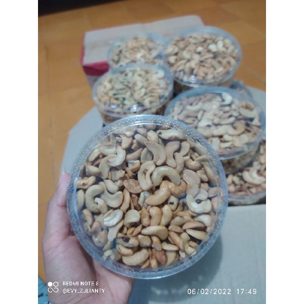 

PECAHAN KACANG MENTE