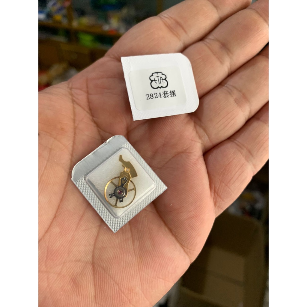 PER RAMBUT BALANCE WHEEL JAM TANGAN CAL ETA 2824 2834 2836 ORIGINAL