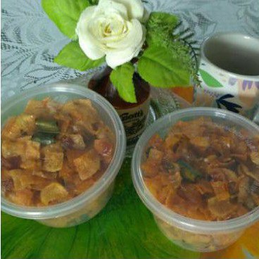 

KE-KER KENTANG KERING SAMBAL GORENG KENTANG