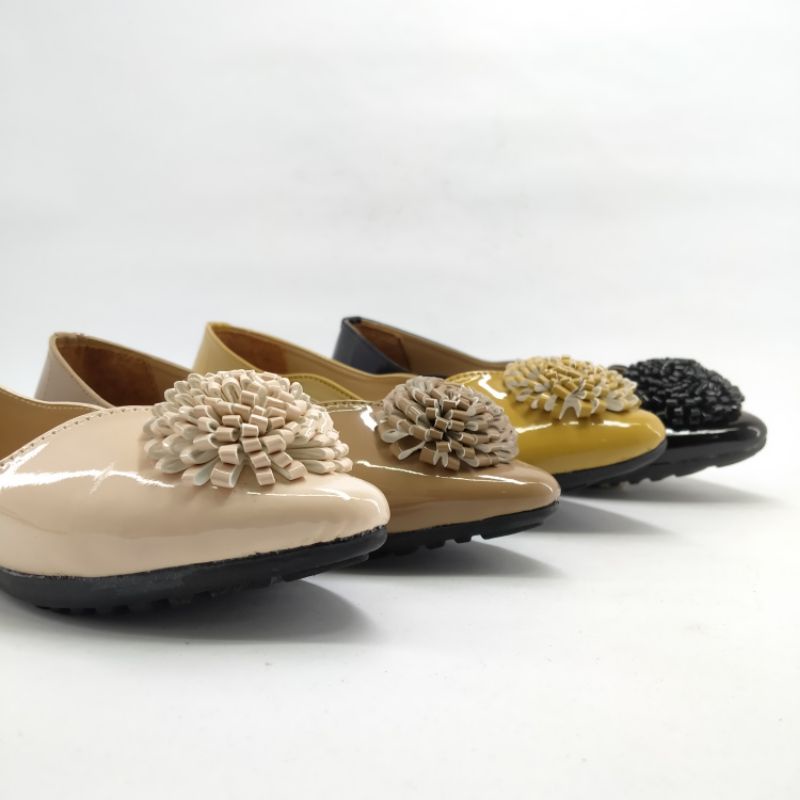 Andas Andis - Sepatu Flatshoes Wanita Glosy Laras