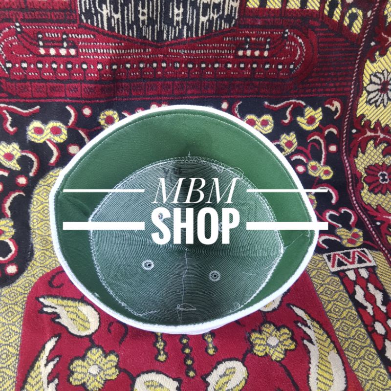 PECI MALAYSIA KOPYAH MALAYSIA PUTIH MOTIF LOGO ABU-ABU