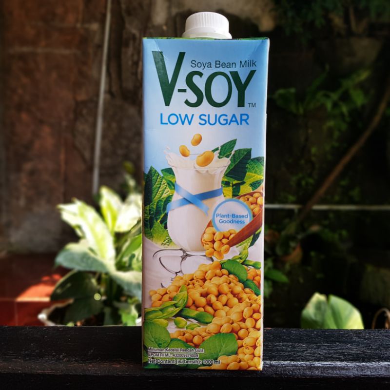 V-Soy Low Sugar Susu Kedelai isi 1 Liter