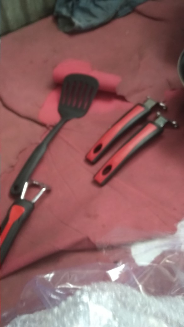 Wajan Enamel Set Gagang Merah/wajan Penggorengan Teflon Anti Lecet (texania)