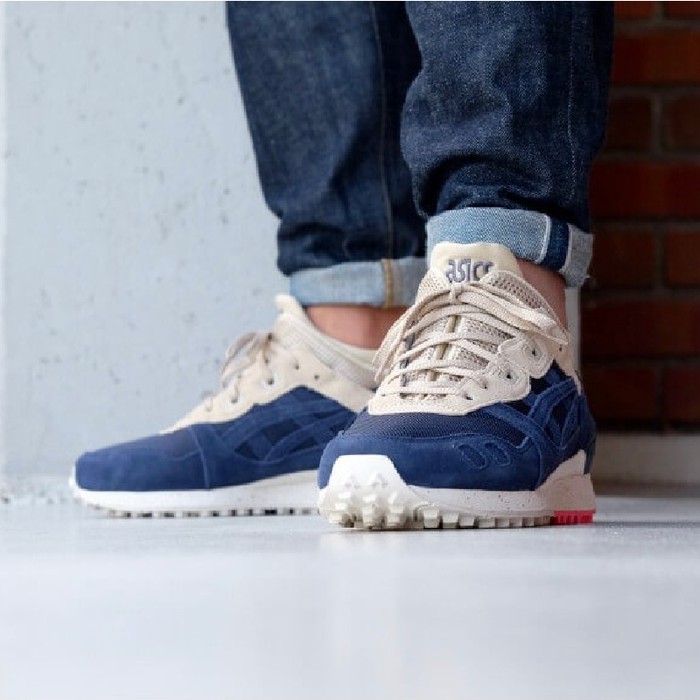 brown suede desert boots