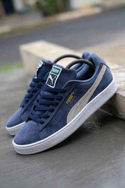 puma white with blue stripe