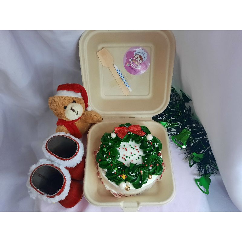 

KOREAN LUNCH BOX CAKE BENTO CAKE