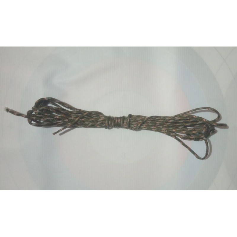 

tali string 5mm panjang 1,5 meter