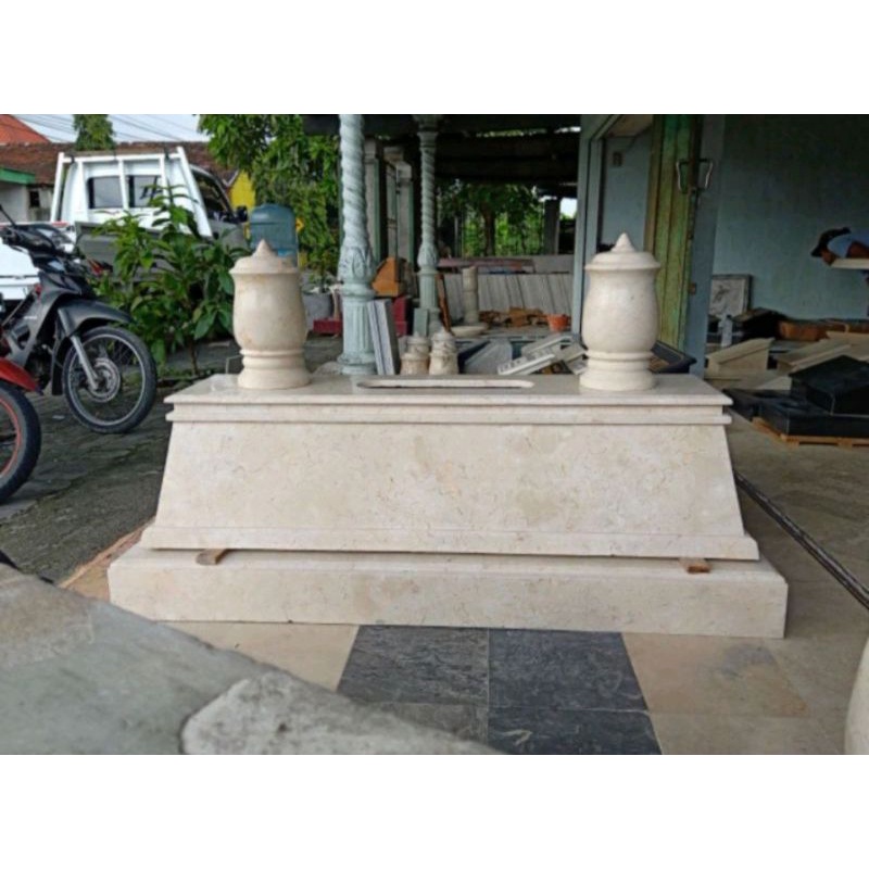 Kijing Marmer Model Plenton Body Makam Marmer Kijing Marmer Model Plenton Maesan Marmer Mataram Mewa