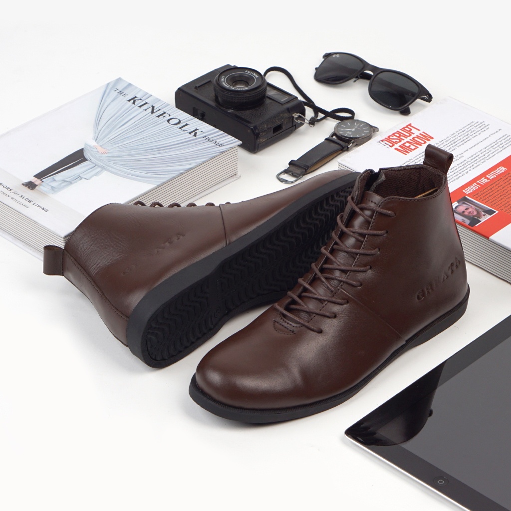 SVERKER BLACK ORIGINAL x GREATA Sepatu Kulit Sapi Asli Pria Boots Full Hitam Tali Resleting Casual Semi Formal Klasik Vintage Jalan Kuliah Kerja Kantor Touring Riding Motor Classic Zipper Zip Boot Genuine Leather Footwear Keren Terbaru Branded Kekinian