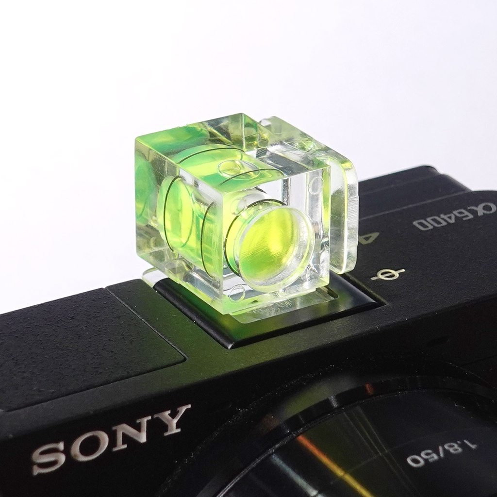 Hot Shoe Cover With 1 Lever Waterpass