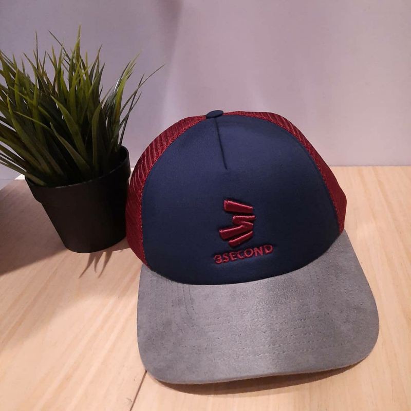 10204 3Second Topi elegant pria original