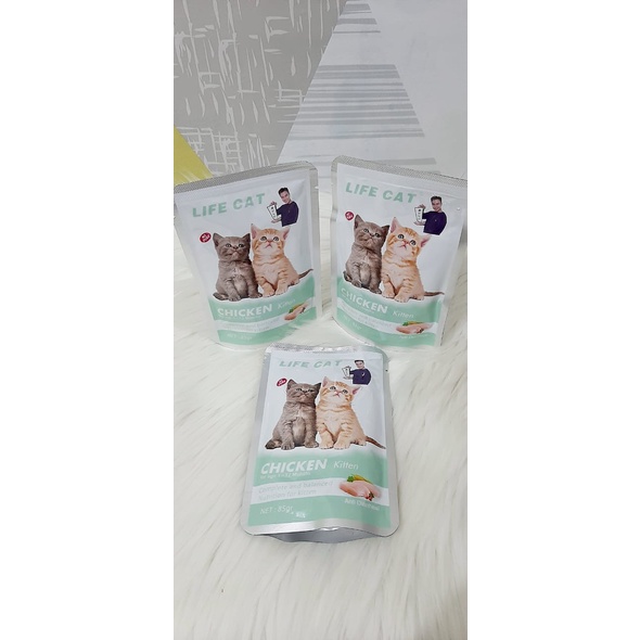 Makan basah kucing LIFE CAT ADULT kemasan Pouch  85 gr