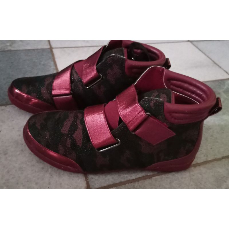 "Butterfly Twist" Ori (New)