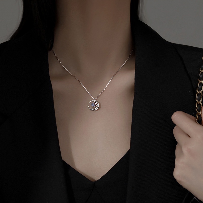 Kalung Liontin Bulan Bintang Biru Model Hollow Gaya Korea Untuk Wanita