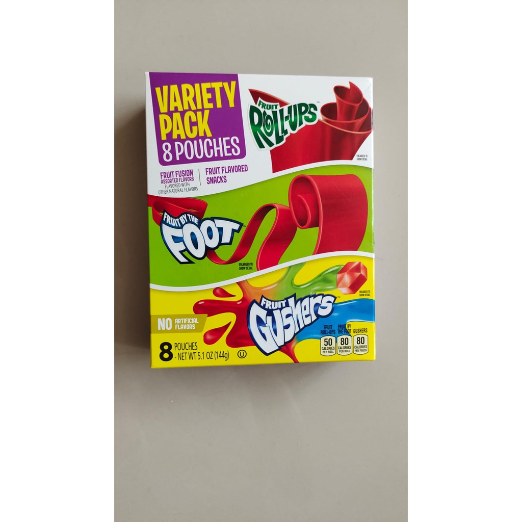 

Fruit roll variety candy USA 8 pouches