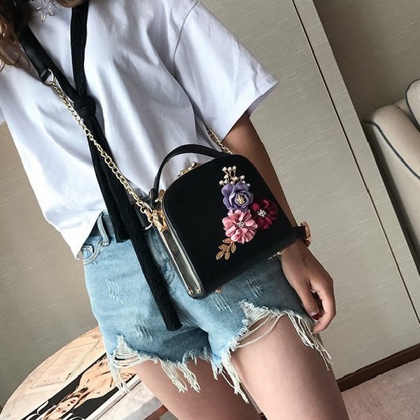 Tas Selempang Kecil Hangout Fashion Tas Tangan Pesta Import - TP18009