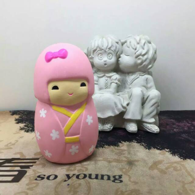 Squishy Slow Rising Kawaii Cute Girl atau Squishy Soft Scented Kawaii Girl