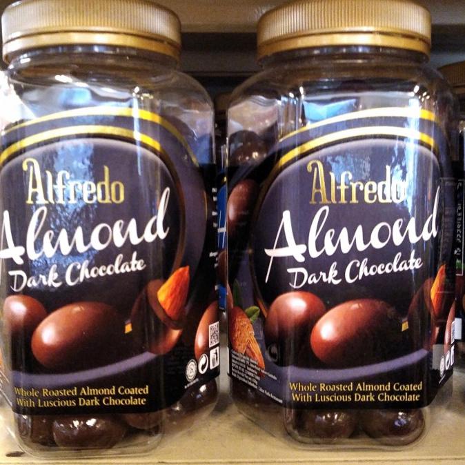 

PROMO ALFREDO ALMOND DARK CHOCOLATE 450GR MAKANAN & MINUMAN