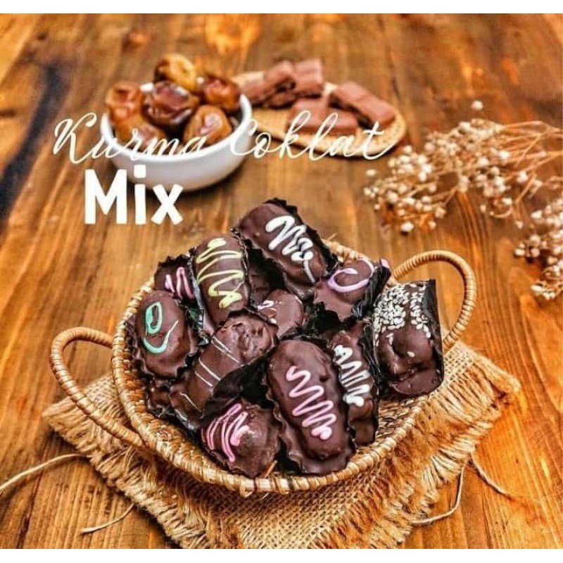 

KurCok Rasa Mix Kurma Coklat Rasa Mix by Naaina 170g