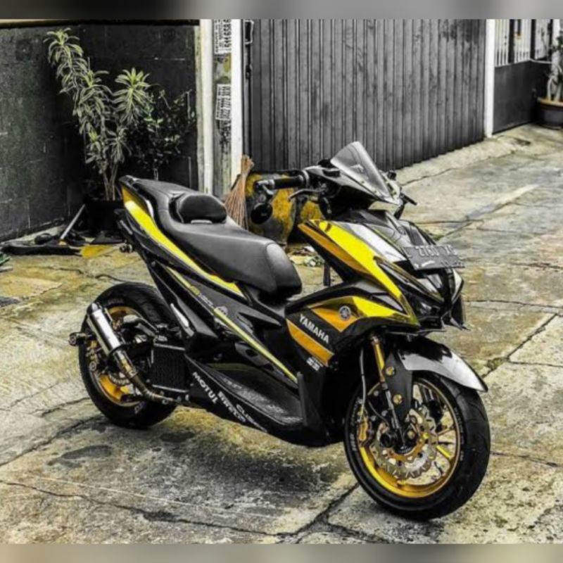 Sticker Decal Aerox Old Full Body Variasi Kuning Gold