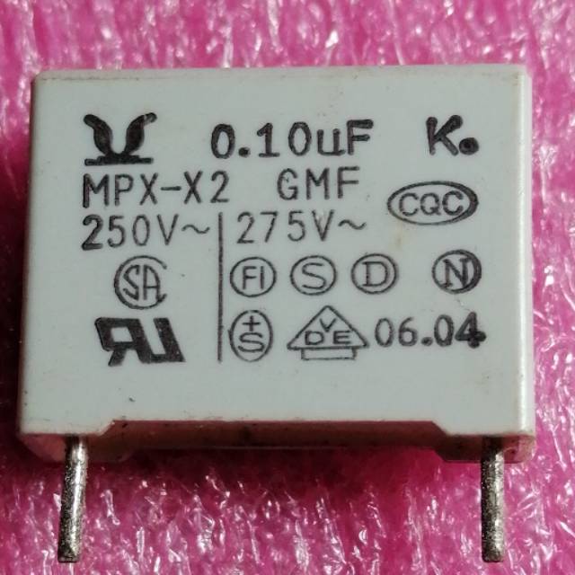 Capasitor milar 104/100nf/0.1uf-275V kapasitor milar 104-275V condensator 104-275V