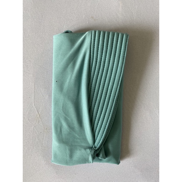 Bergo Hamidah Bergo Jersy Menutup Dada Jilbab Sport Hamidah-BLUEJEANS