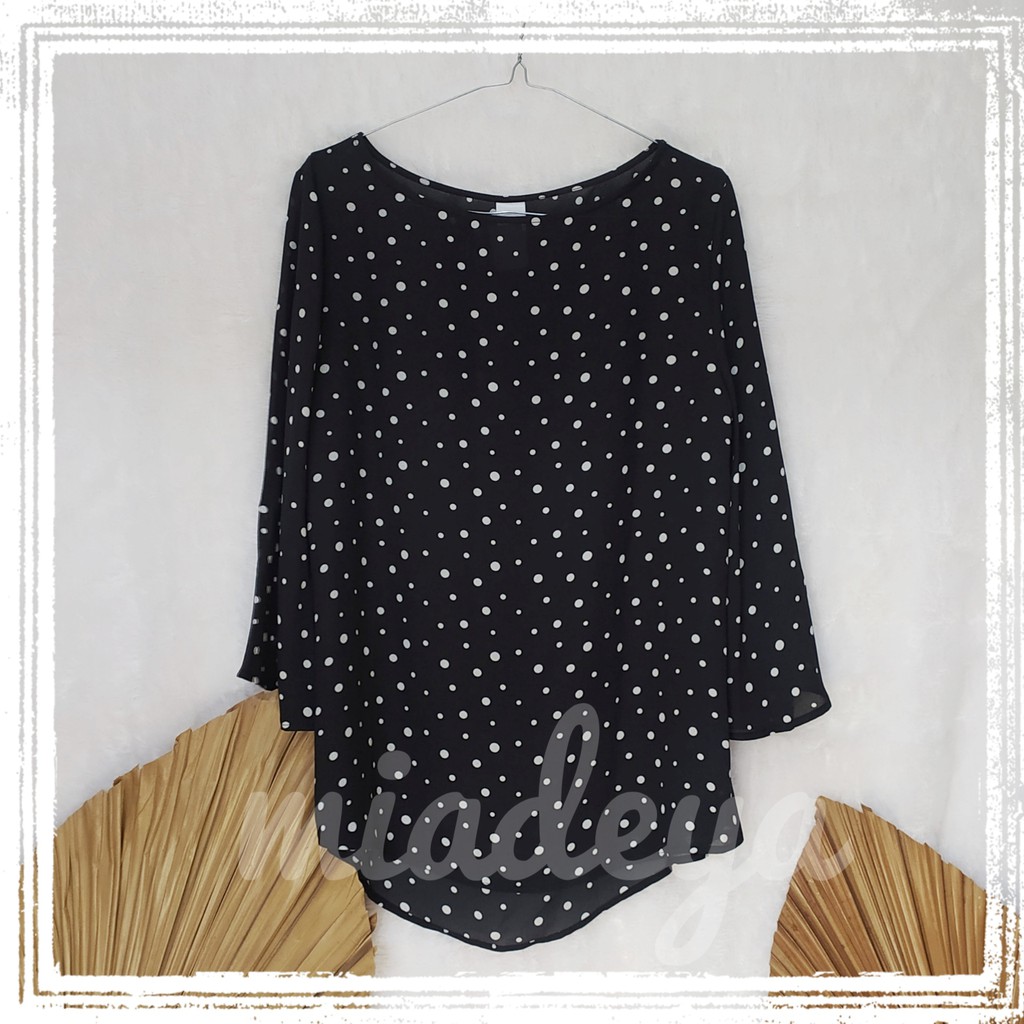 BLOUSE HITAM POLKADOT