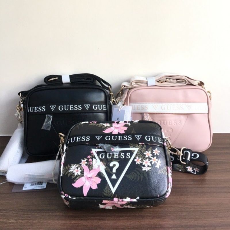 Guess gesabele crossbody bag / guess sling bag / guess camera sling bag