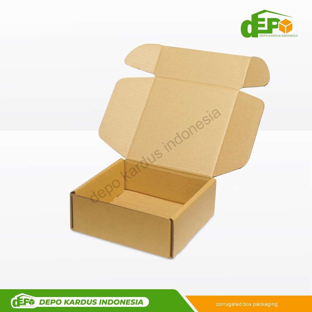 

Box 15X15X6 cm Kardus/Kardusmini/Karduskecil/Boxkecil/Karton/Kartonmini/Kemasan/Hampers/Gift/skincare/Tinggi6
