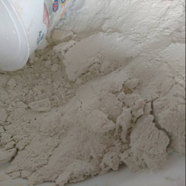 Semen putih buat nat plamir selah2 keramik semen putih tiga roda kiloan