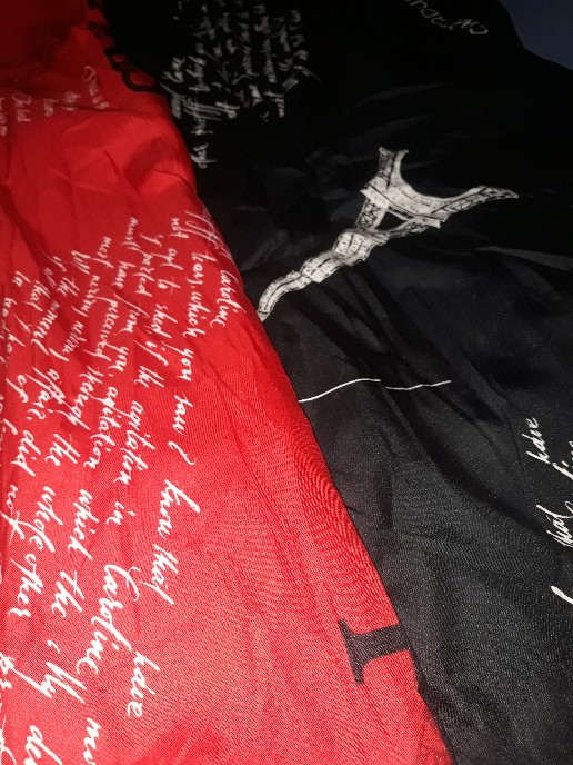 Bed Cover Single Size Tanpa Sprei Motif Red Paris