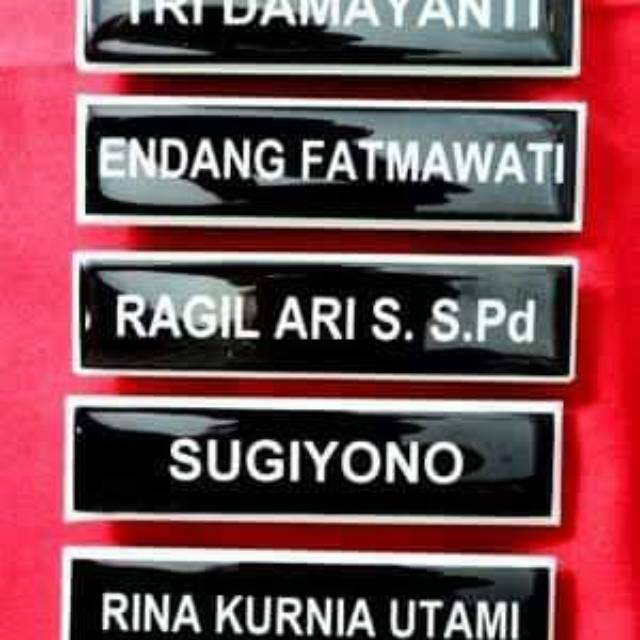 

NAME TAG/PAPAN NAMA