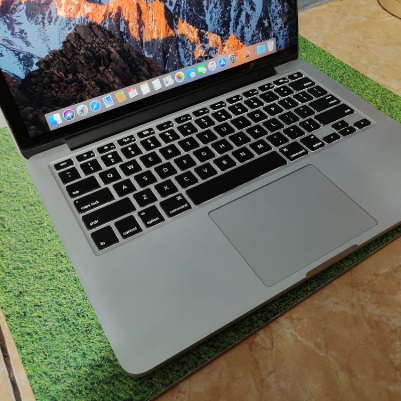 Laptop Macbook Pro Retina 13 inch 2015 Intel Cor i5 Ram 8GB SSD 128GB Like New Mulus