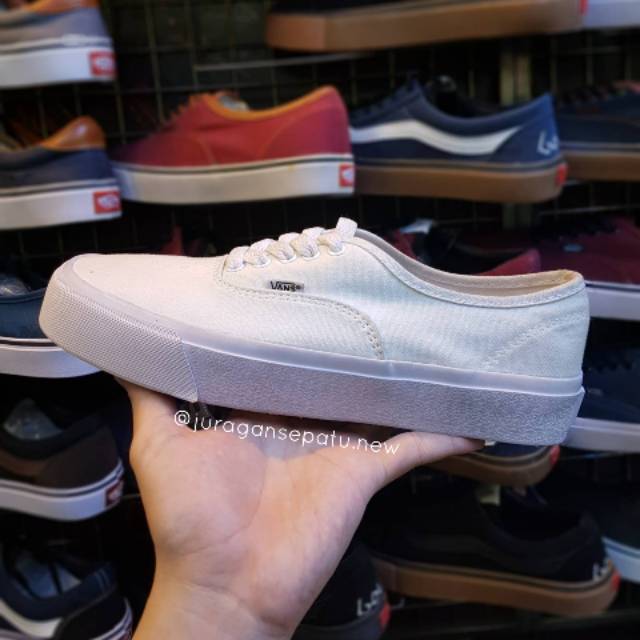 Vans Authentic &quot;Full White&quot;