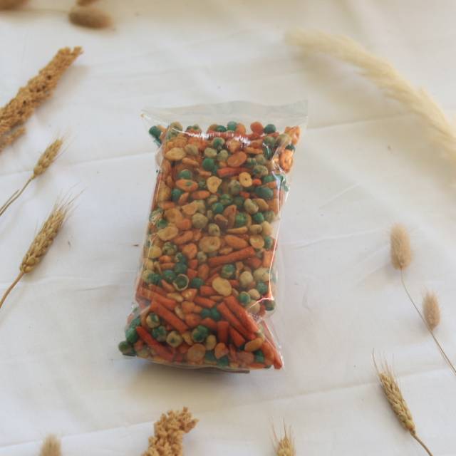 

snack kiloan - kacang campur 250 gr