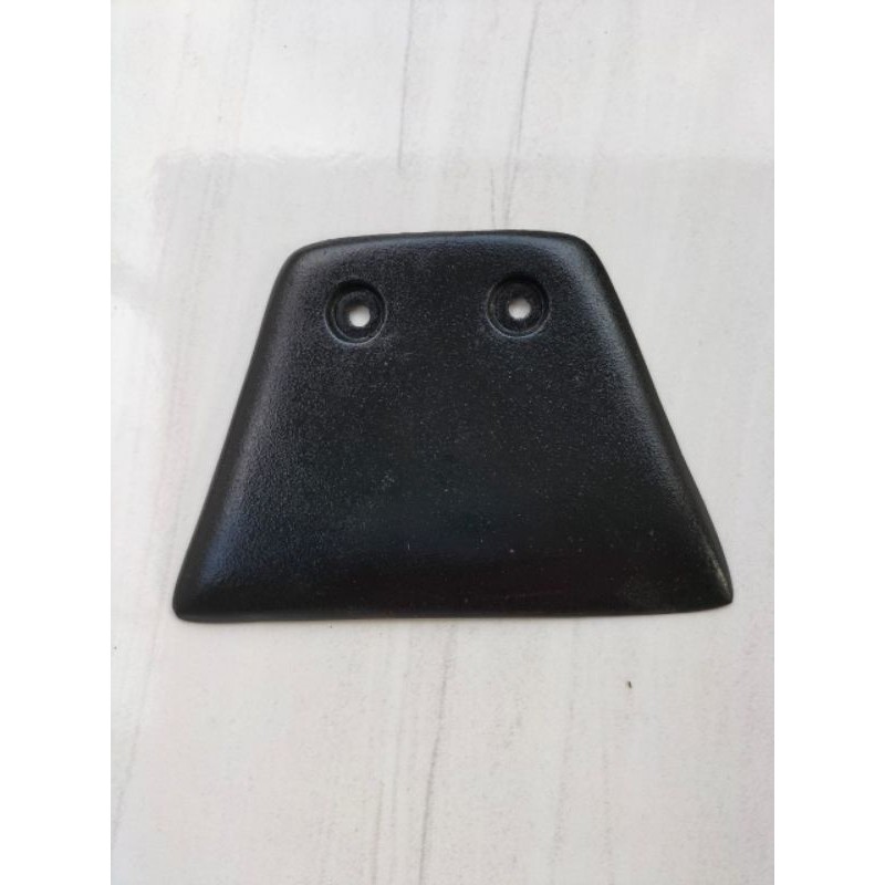 tutup undertail vario new