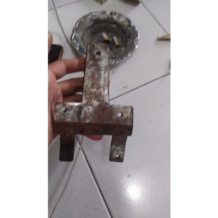 Kedudukan Tameng Mio Sporty Hole 3 Custom